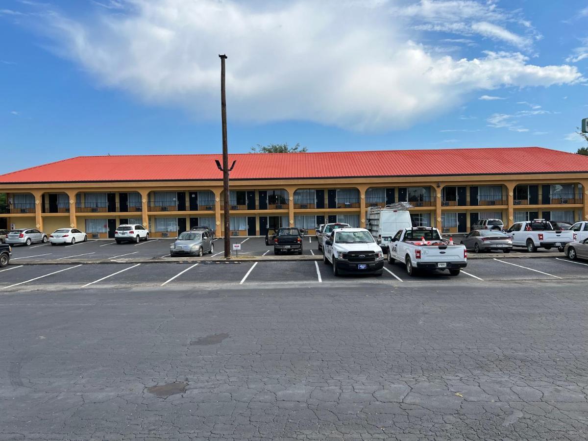 Country Hearth Inn & Suites Cartersville Exterior foto