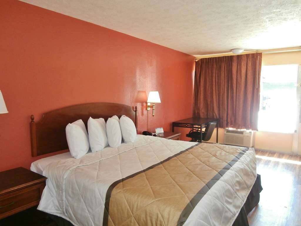 Country Hearth Inn & Suites Cartersville Quarto foto